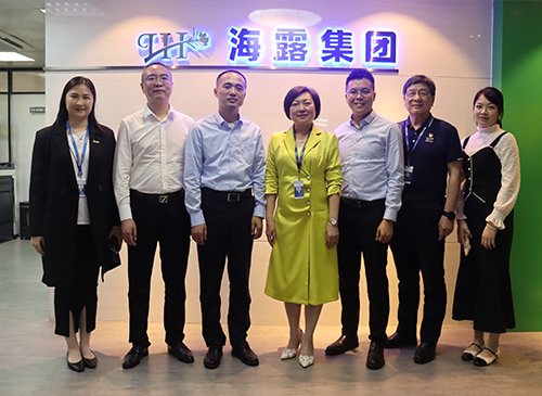 昭通市金融行业党委到访集团调研互换